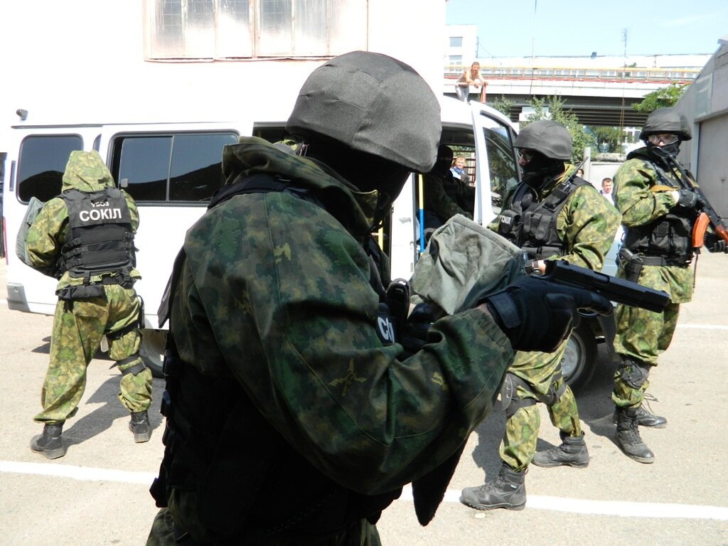 В рамках “Си Бриз-2013” прошла антитеррористическая операция по освобождению заложников (фото)