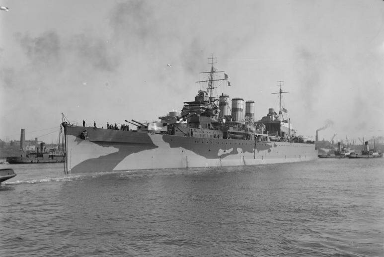 HMS_Suffolk_(55)